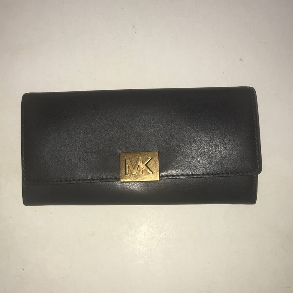 Wallet - image 1